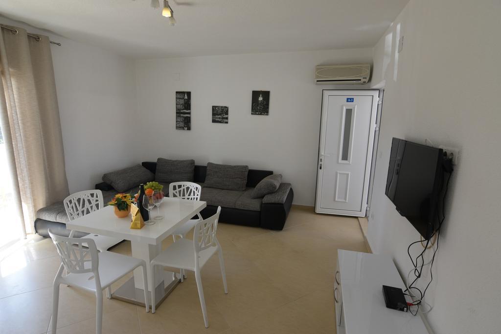 Apartments Batarilo بيوغْغاد نا موغو المظهر الخارجي الصورة